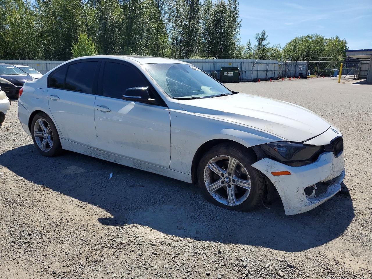 2015 BMW 320 I - Фото 4