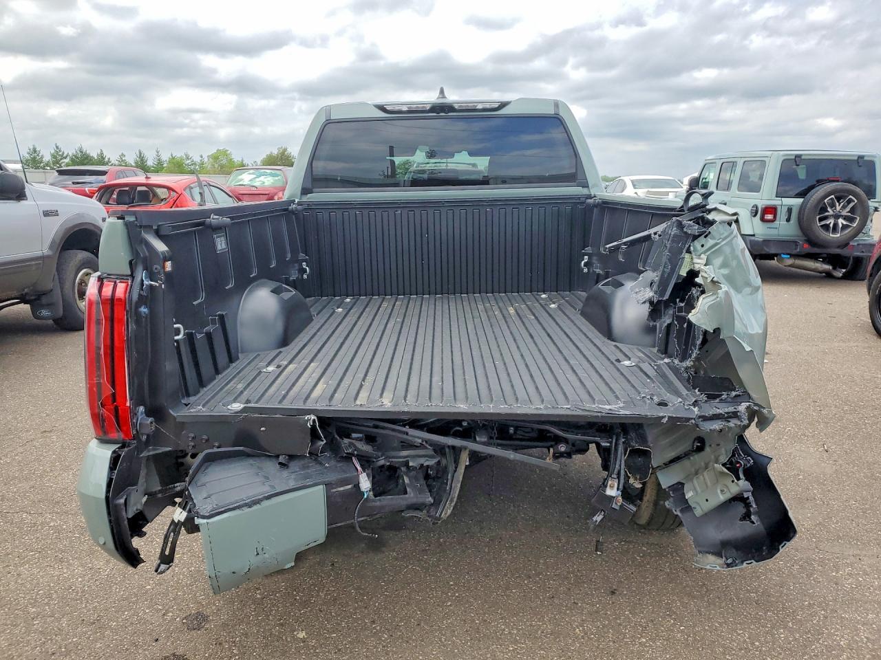 2026 Toyota Tundra Platinum - Image 6