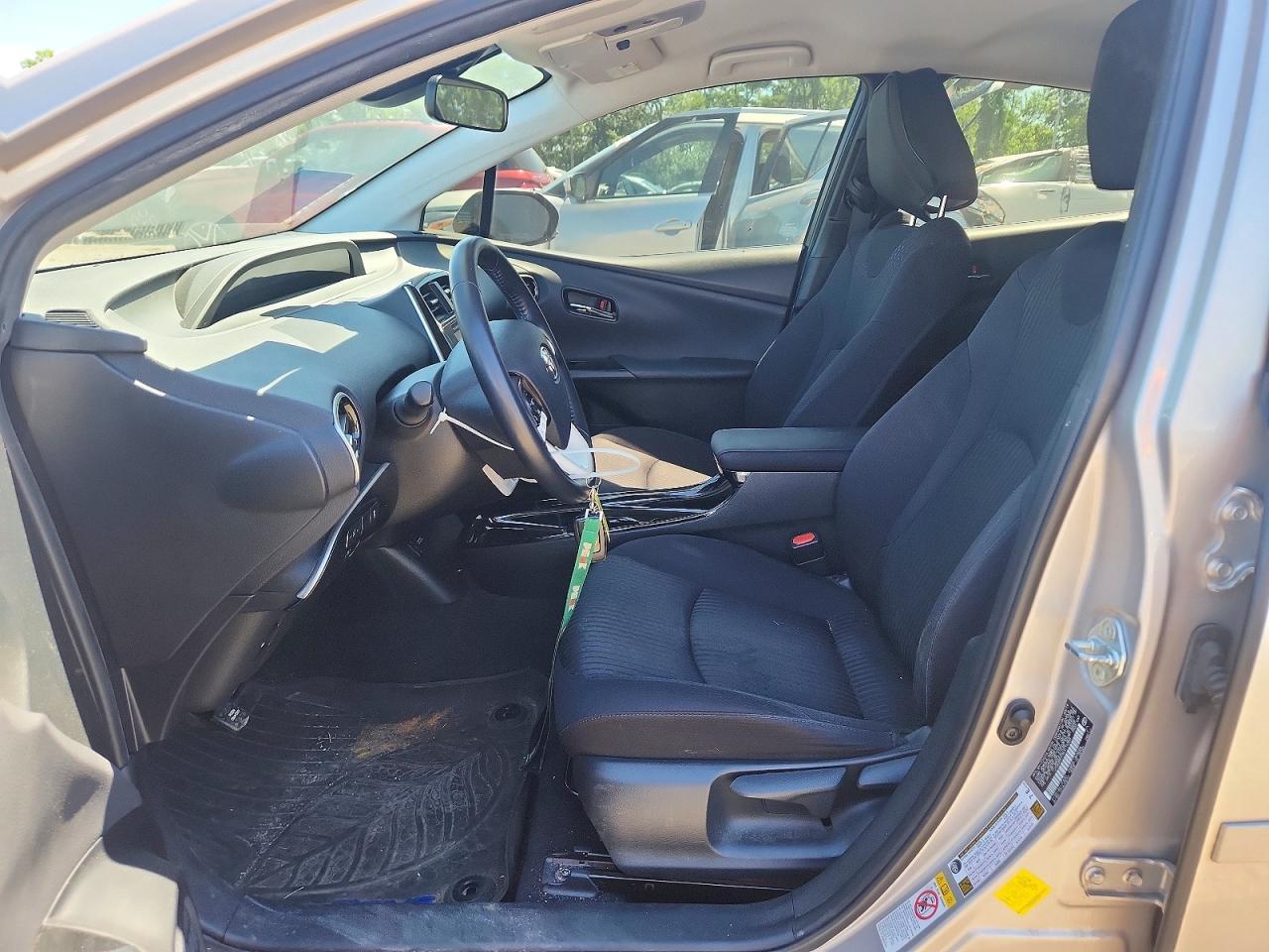 2019 Toyota Prius Prime Plus - Фото 7