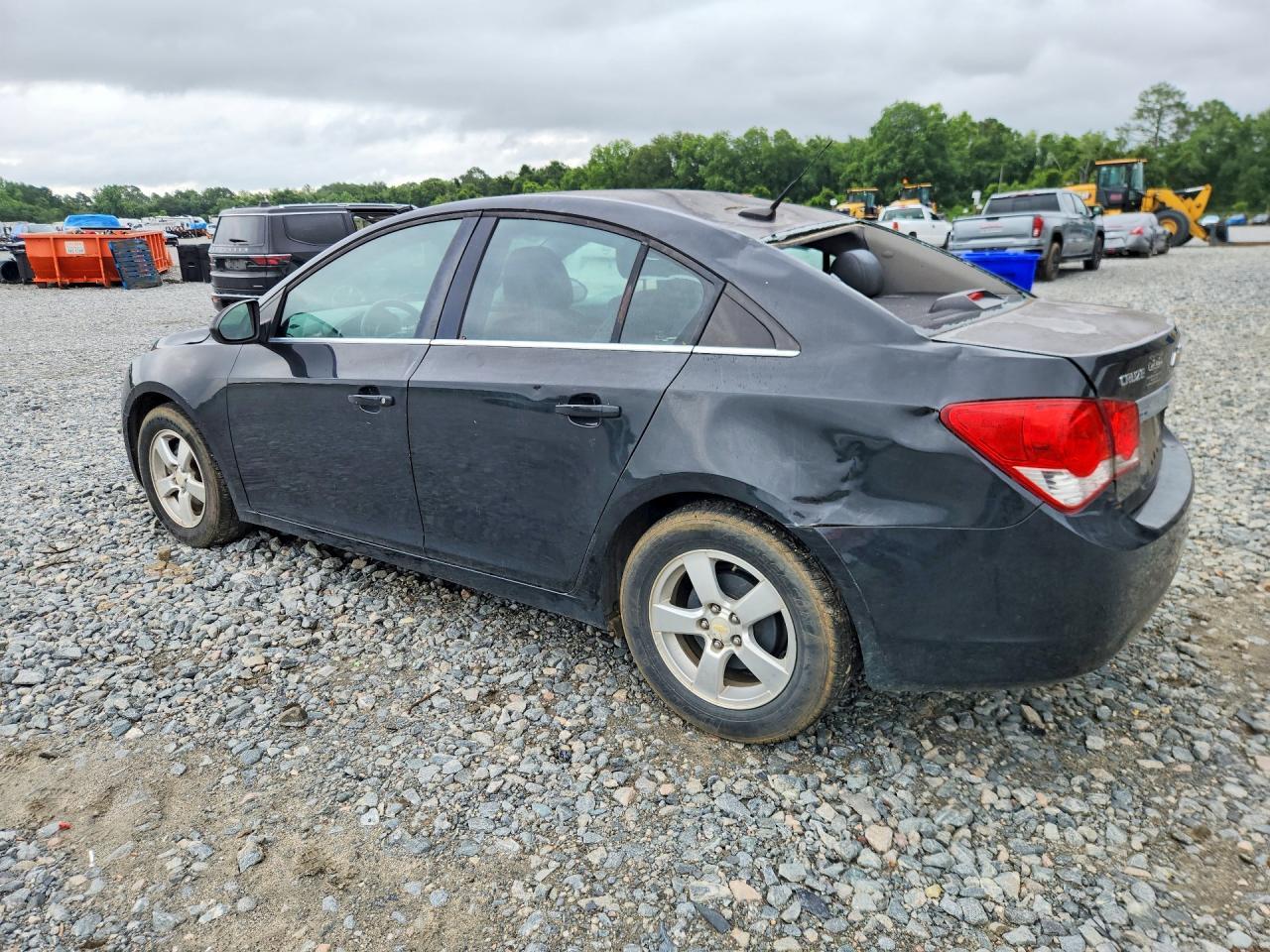 2011 Chevrolet Cruze Lt - Image 2