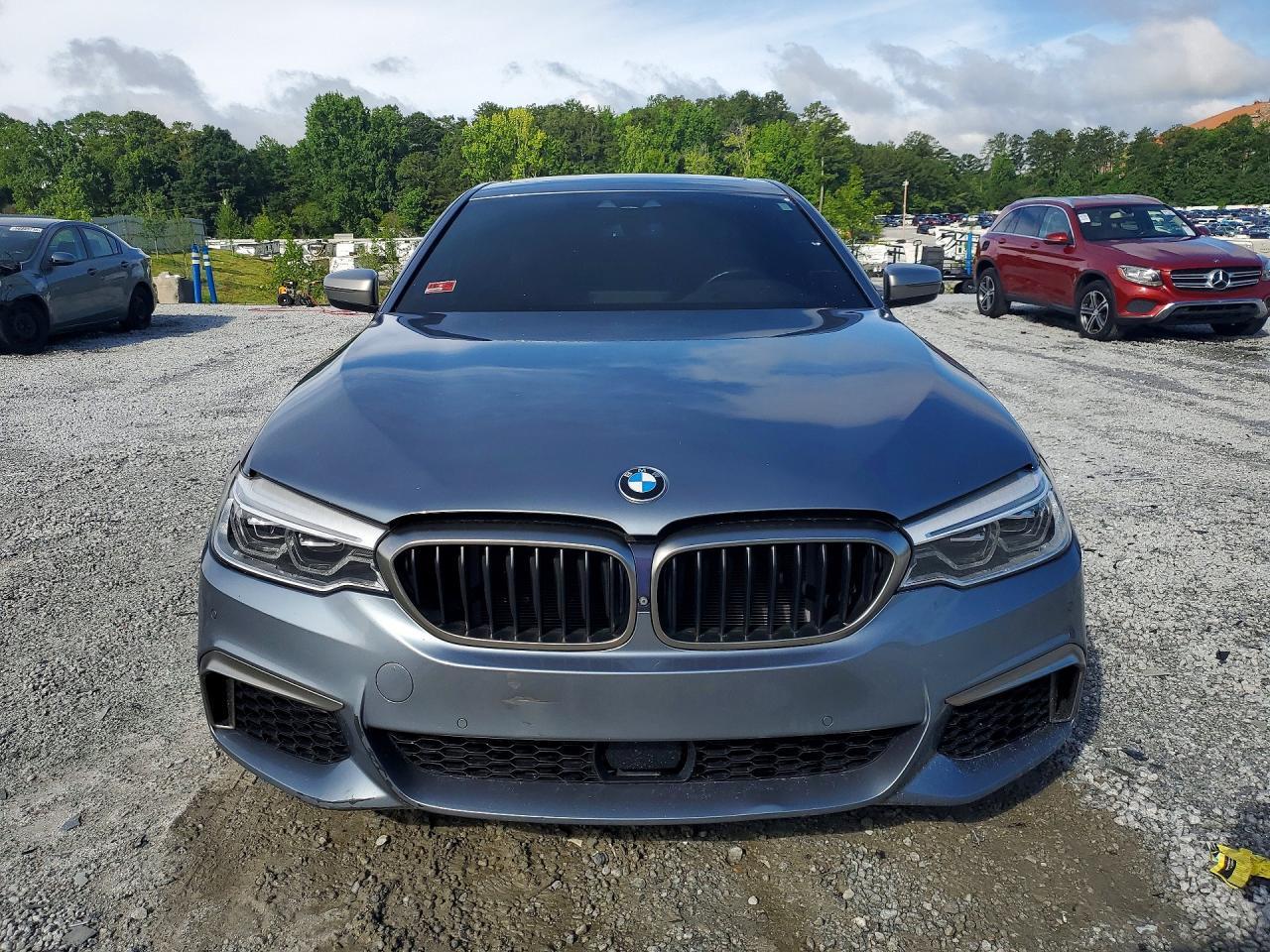 2018 BMW 5 Series - Фото 5