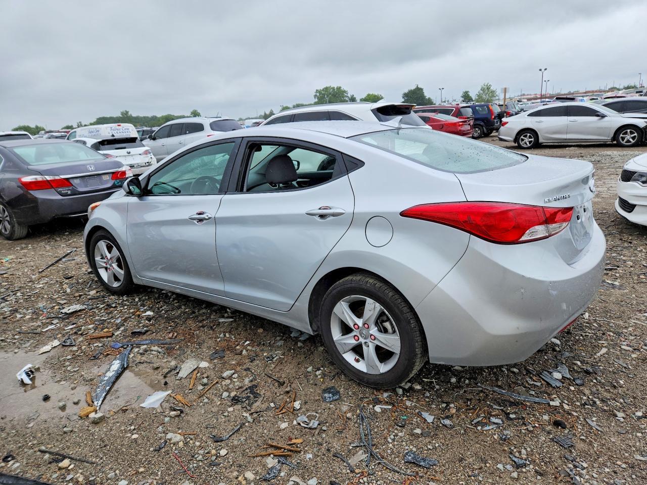 2013 Hyundai Elantra Gls - Фото 2