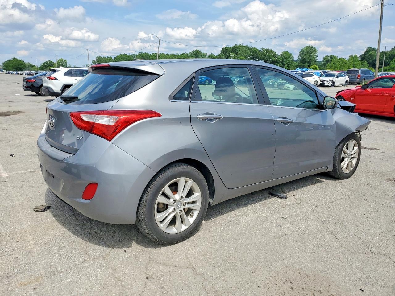 2014 Hyundai Elantra Gt Base - Фото 3