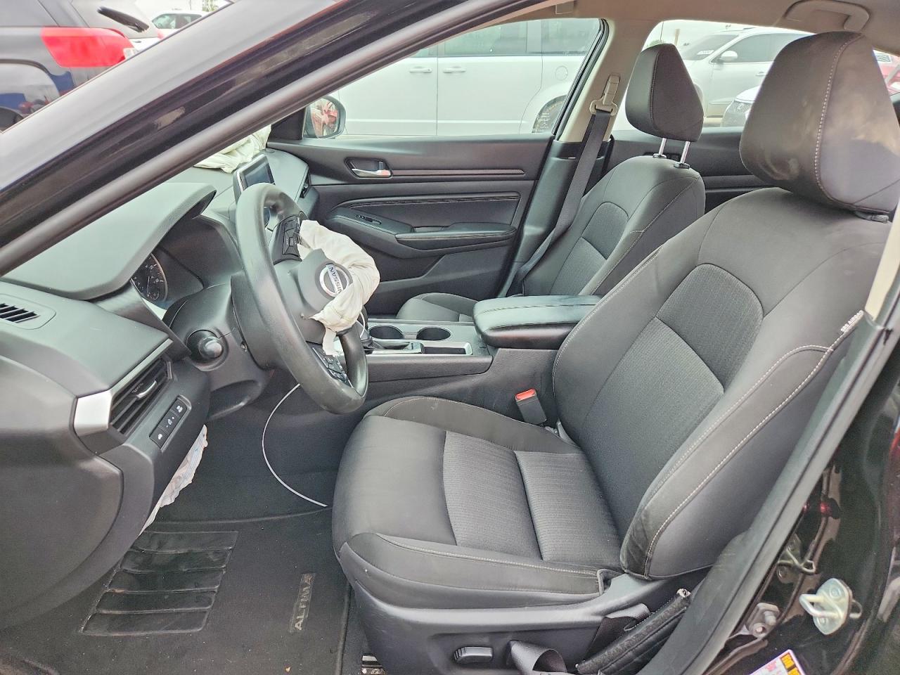 2020 Nissan Altima S - Фото 7