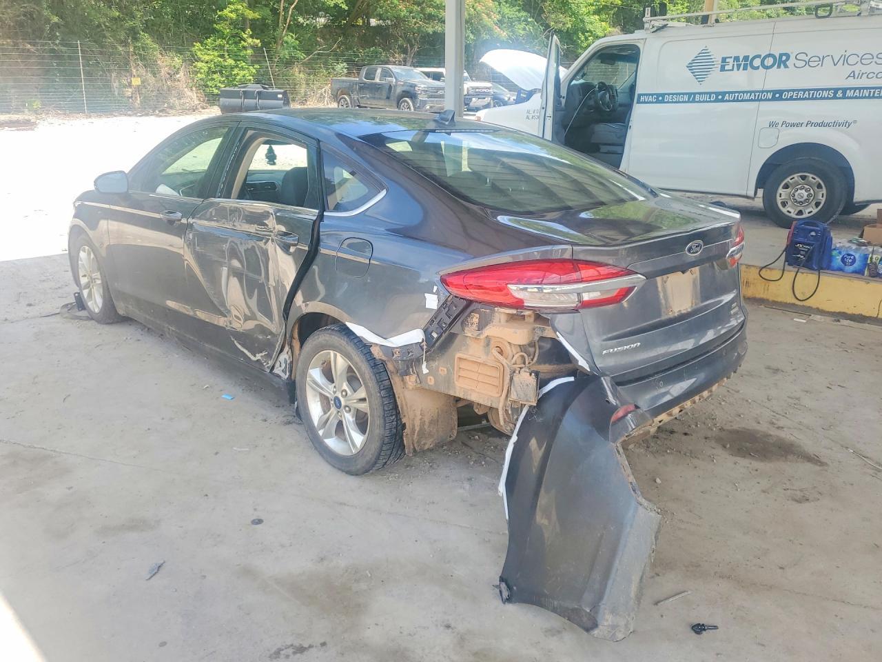 2020 Ford Fusion Se - Фото 2