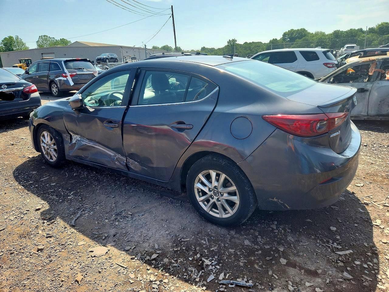2015 Mazda 3 Grand Touring - Фото 2