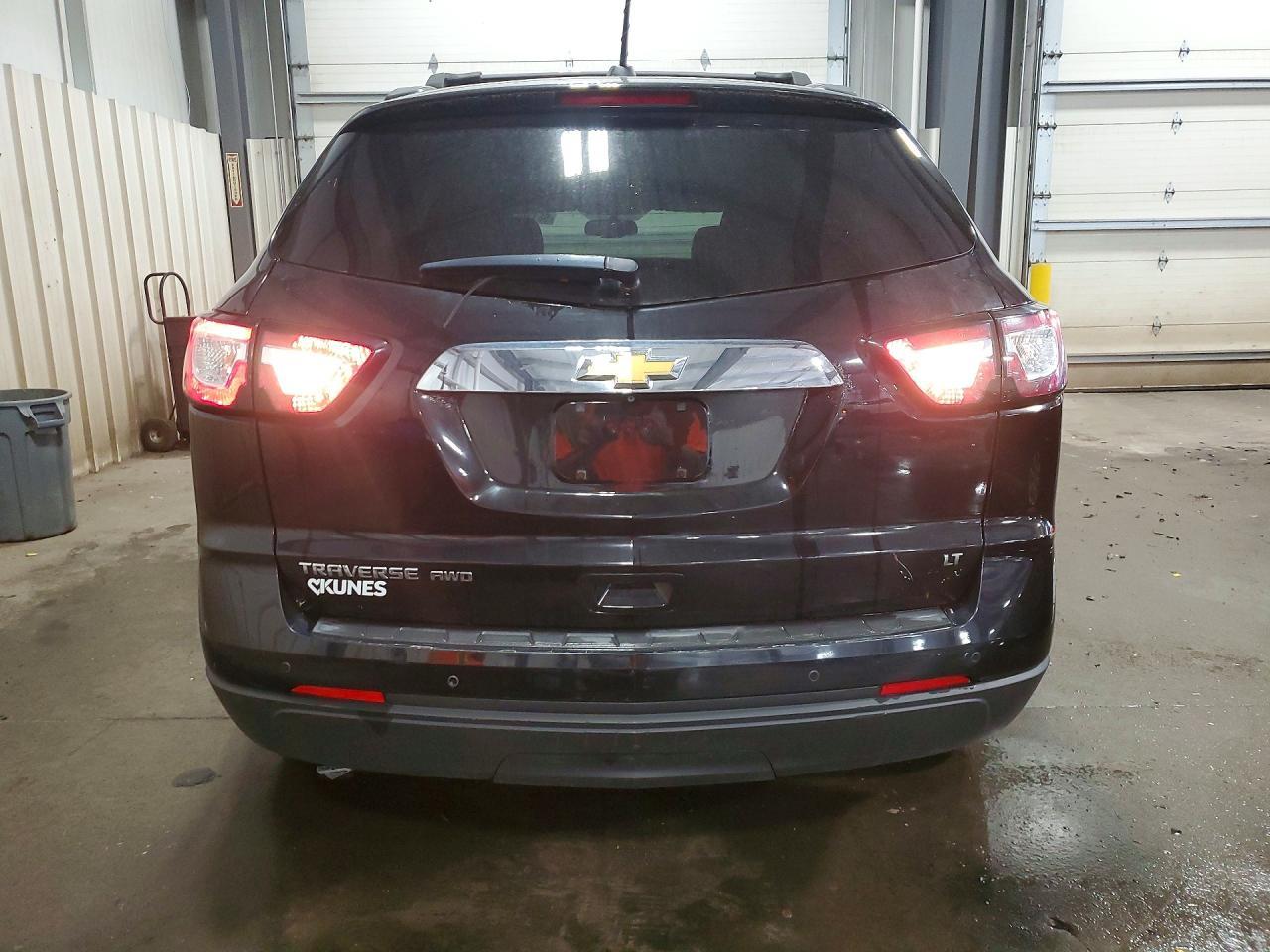 2017 Chevrolet Traverse Lt - Image 6