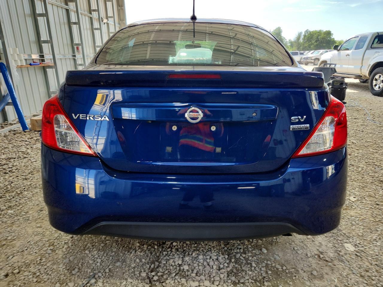 2018 Nissan Versa Sv - Фото 6