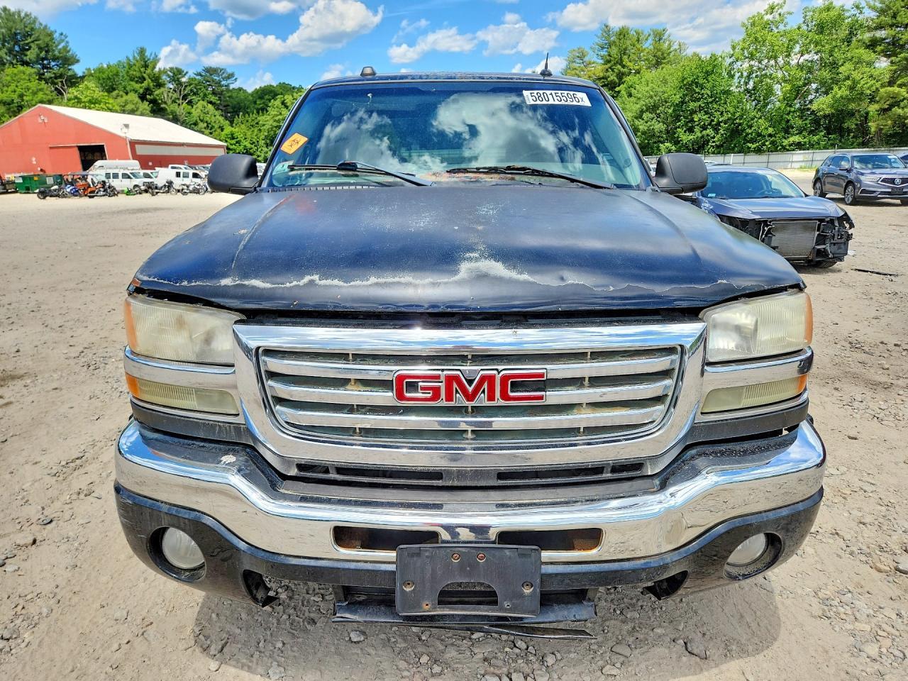 2005 GMC Sierra K2500 Heavy Duty - Image 5