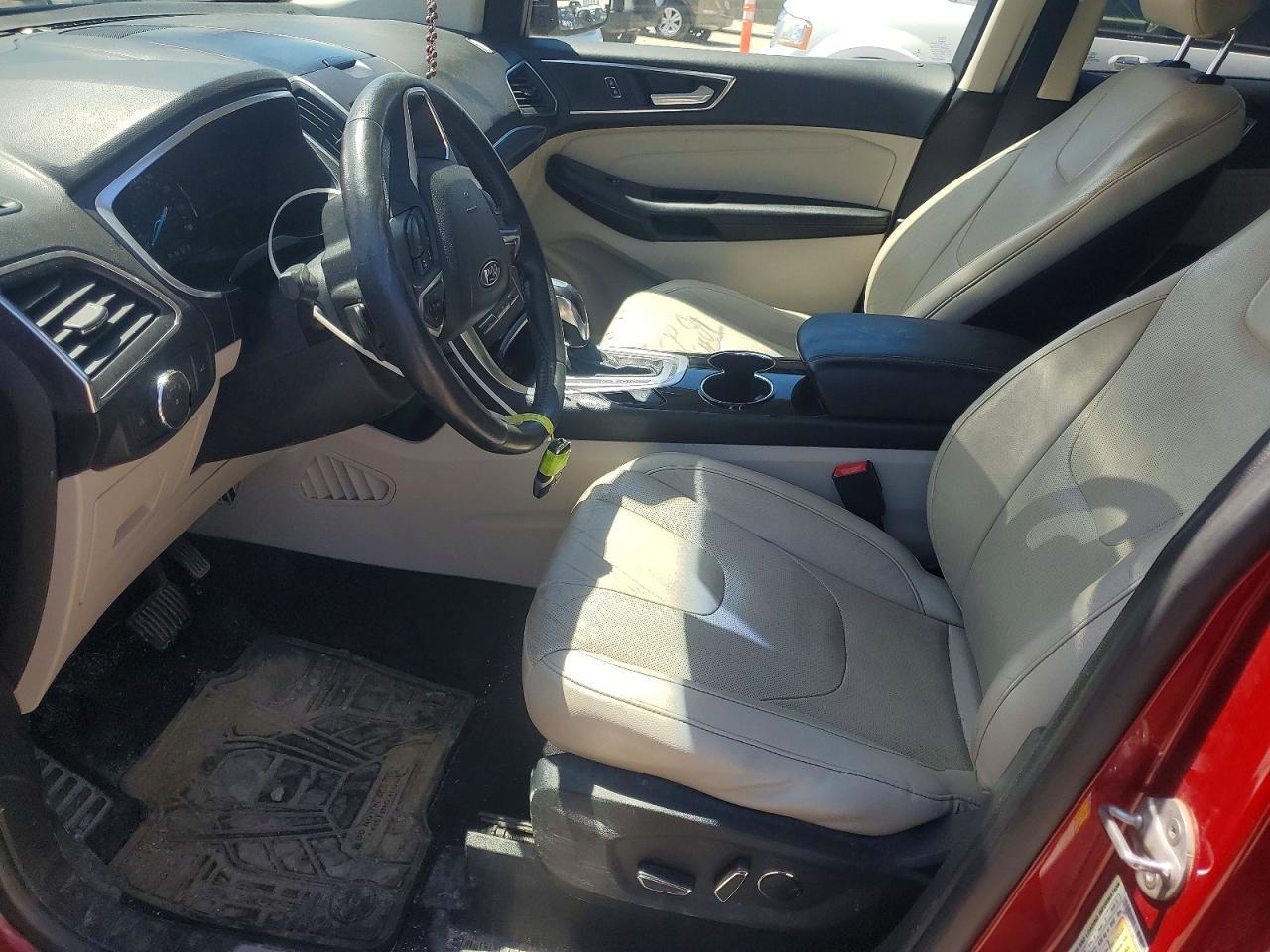 2016 Ford Edge Titanium - Image 7