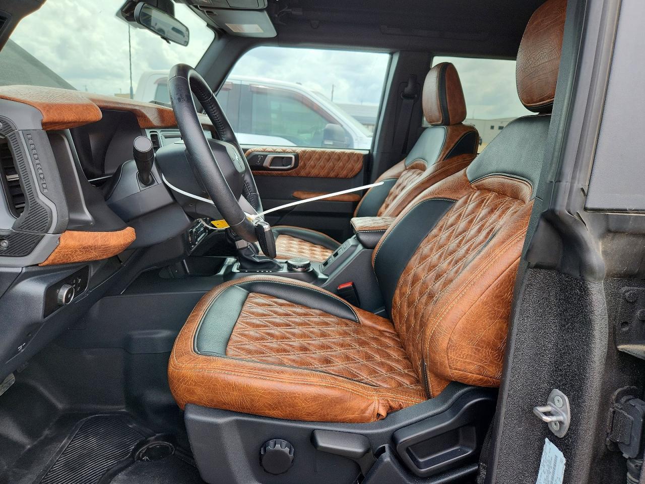 2023 Ford Bronco Base - Image 7