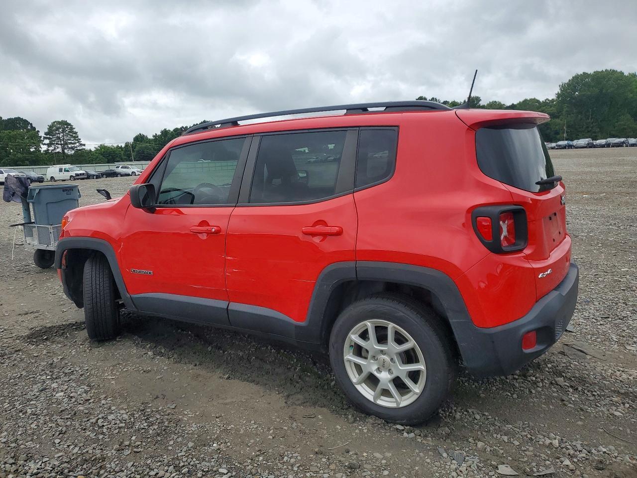 2022 Jeep Renegade Latitude - Фото 2