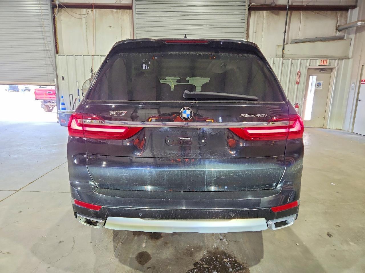 2021 BMW X7 xDrive40I - Фото 6
