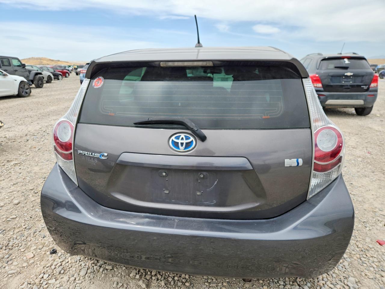 2014 Toyota Prius C One - Image 6