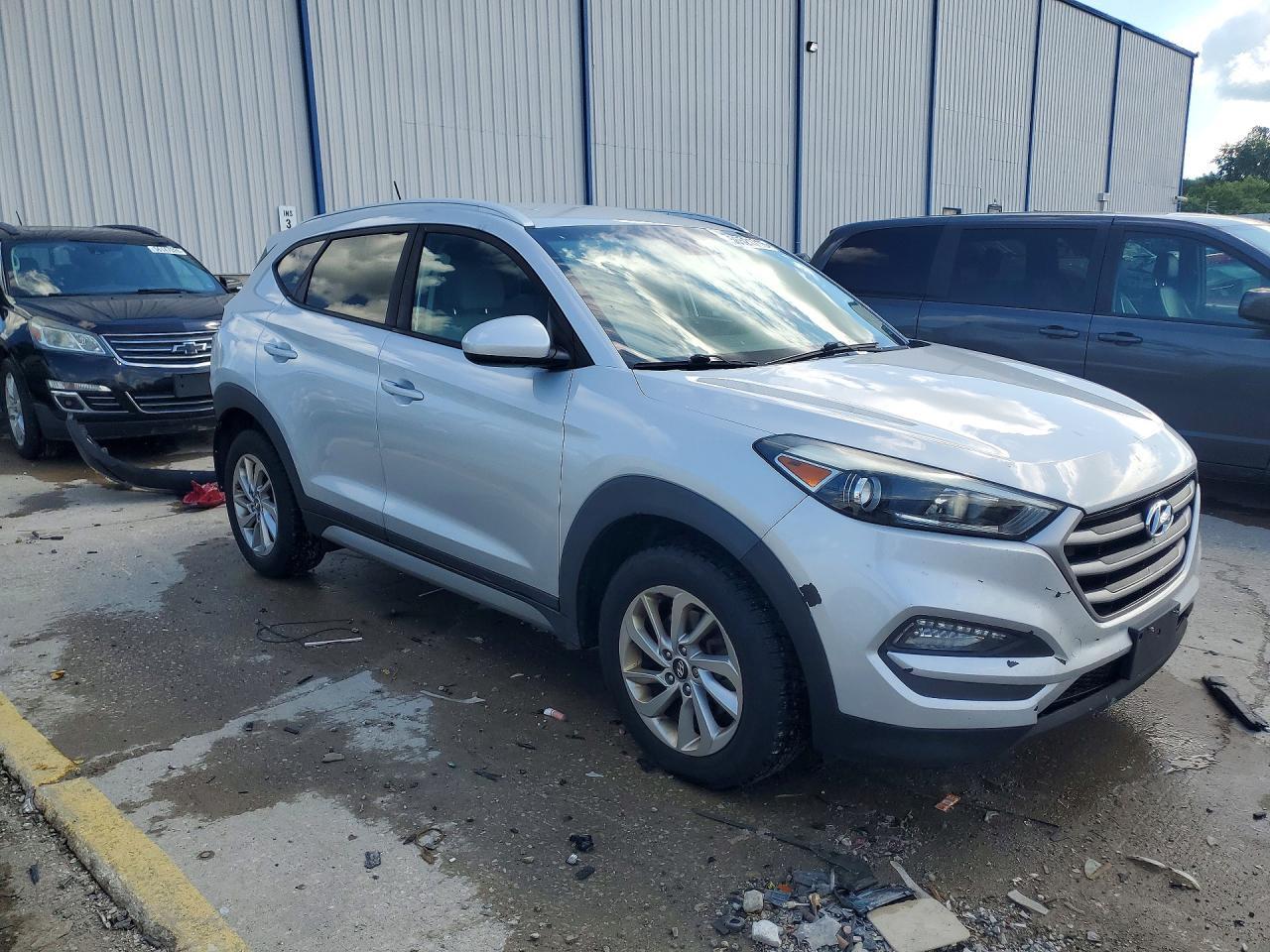 2017 Hyundai Tucson Se - Фото 4
