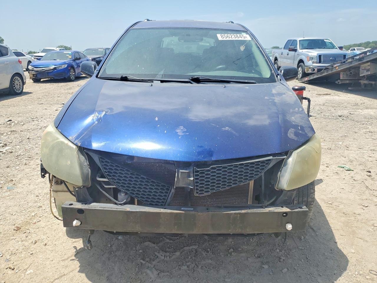 2004 Pontiac Vibe - Image 5