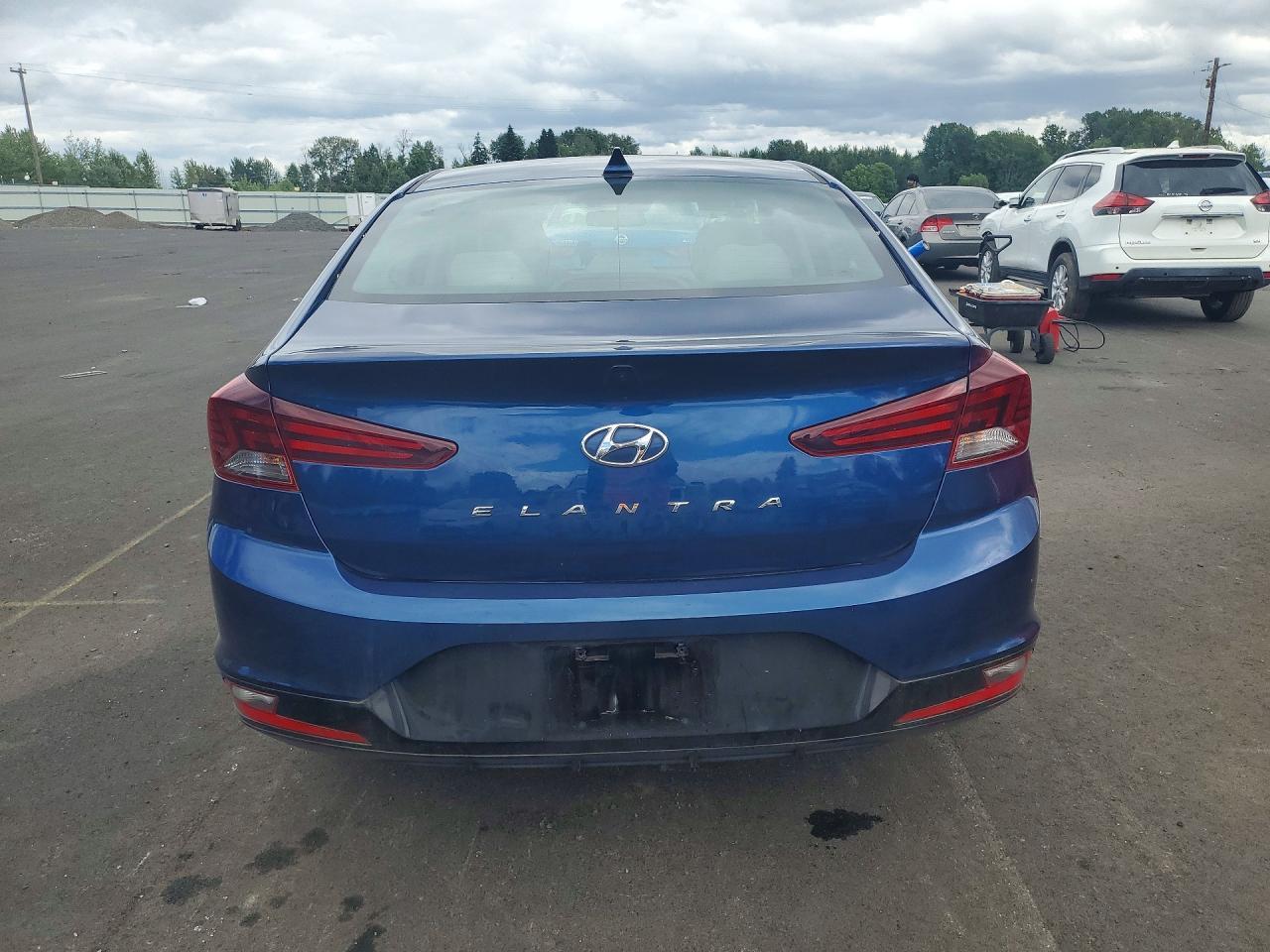 2020 Hyundai Elantra Sel - Image 6