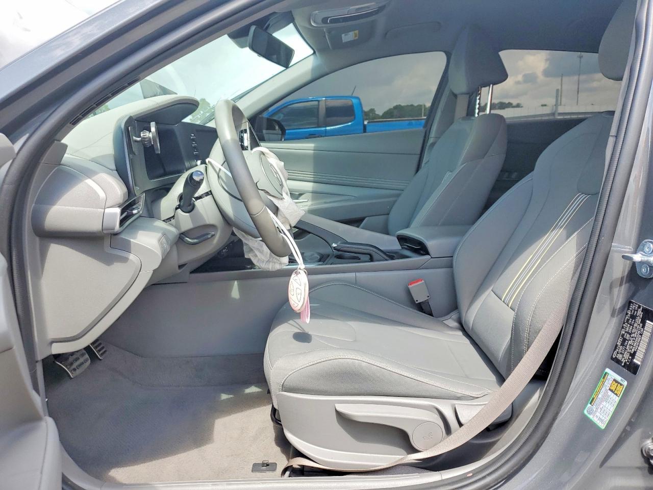 2025 Hyundai Elantra Sel Sport - Фото 7