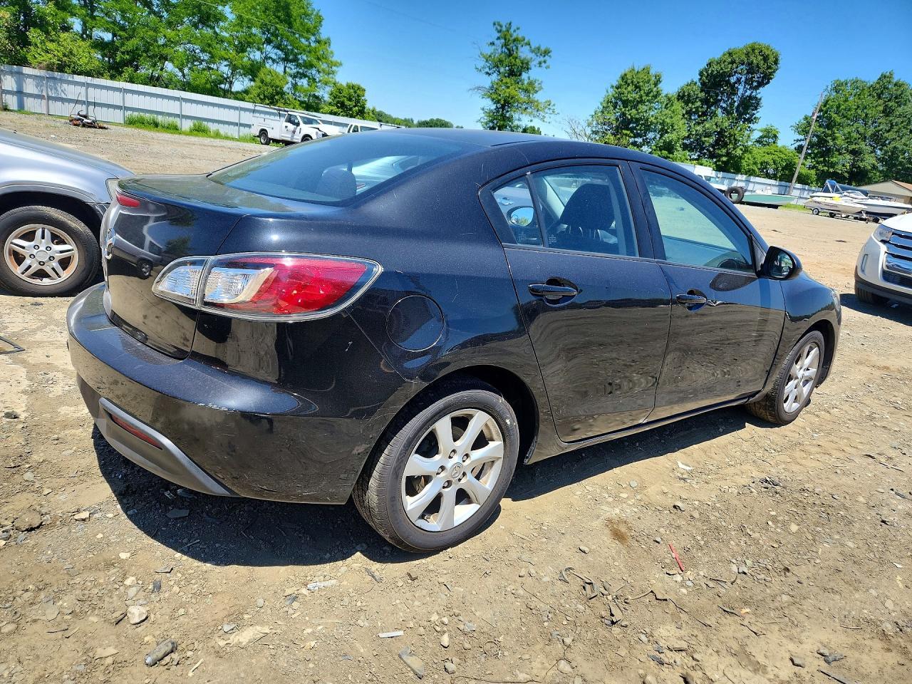 2010 Mazda 3 I - Фото 3