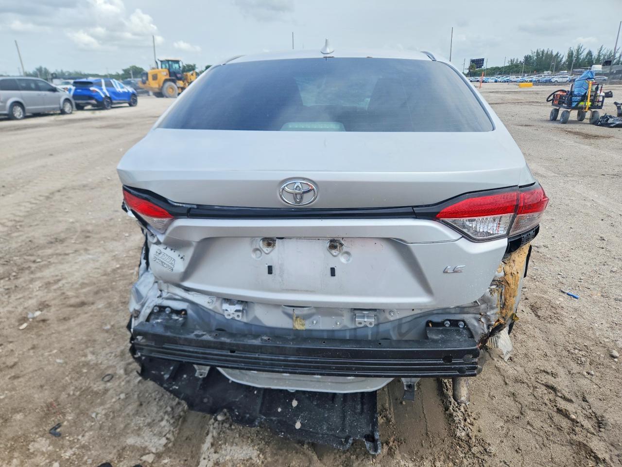 2021 Toyota Corolla Le - Фото 6