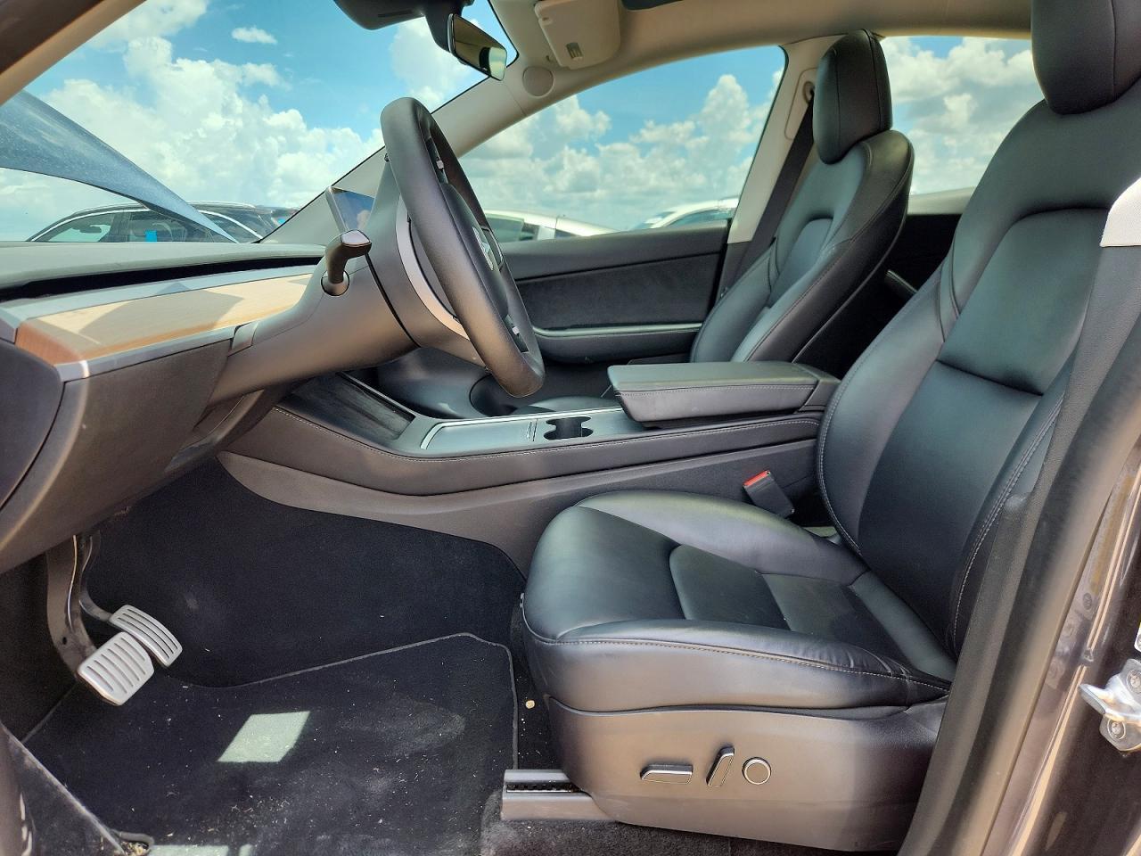 2022 Tesla Model Y - Фото 7