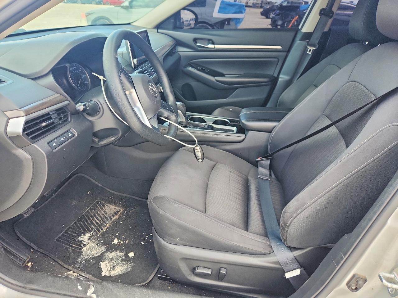 2023 Nissan Altima Sv - Image 7