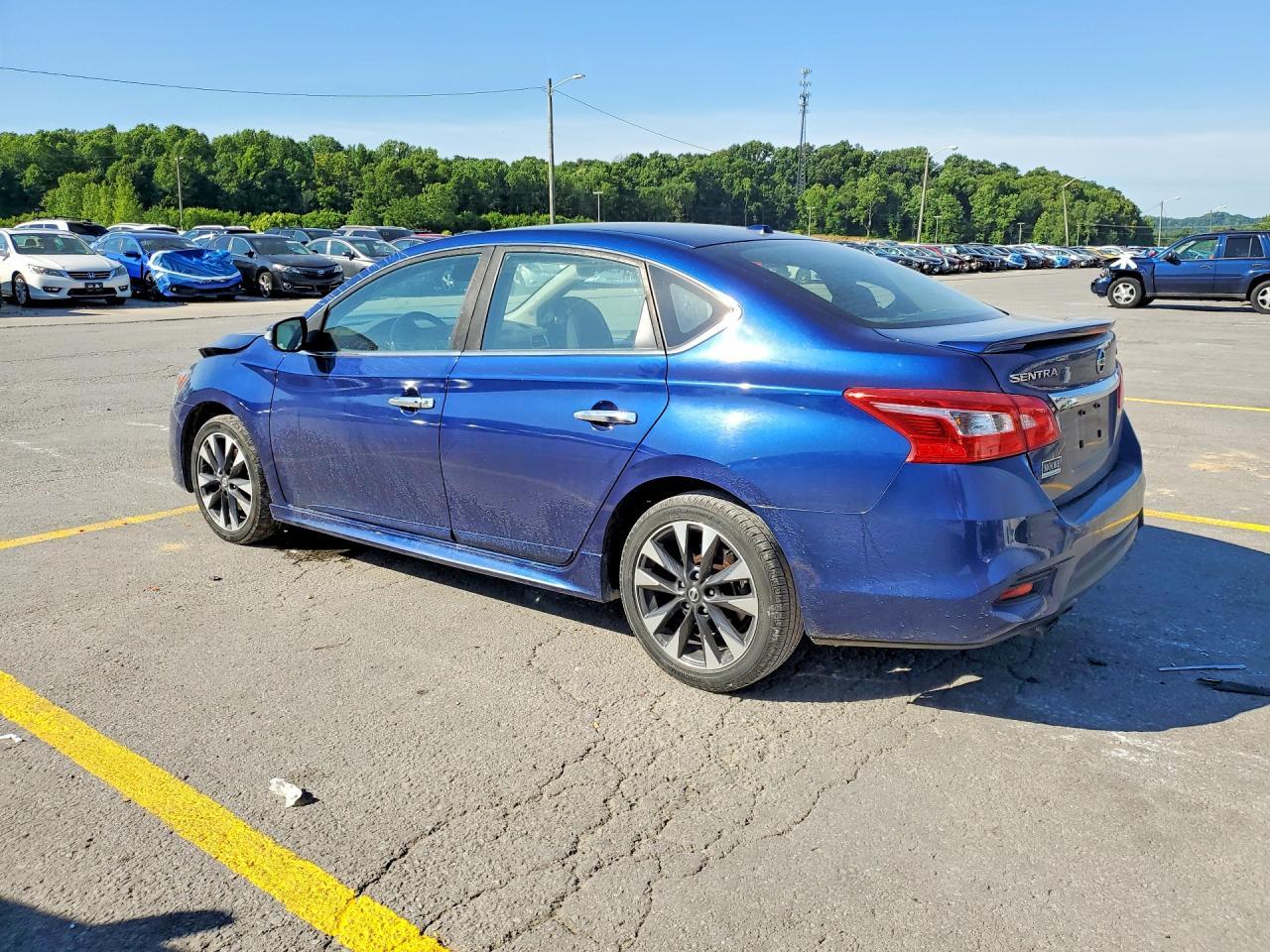 2017 Nissan Sentra Sr Turbo - Image 2