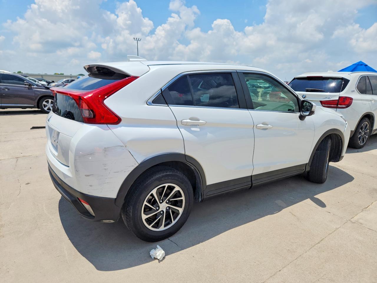 2020 Mitsubishi Eclipse Cross Es - Фото 3