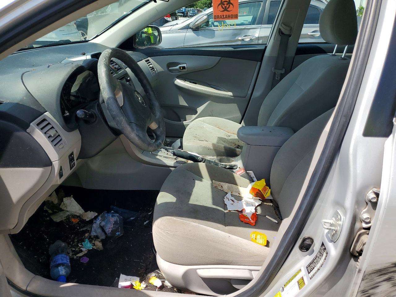 2013 Toyota Corolla Le - Image 7