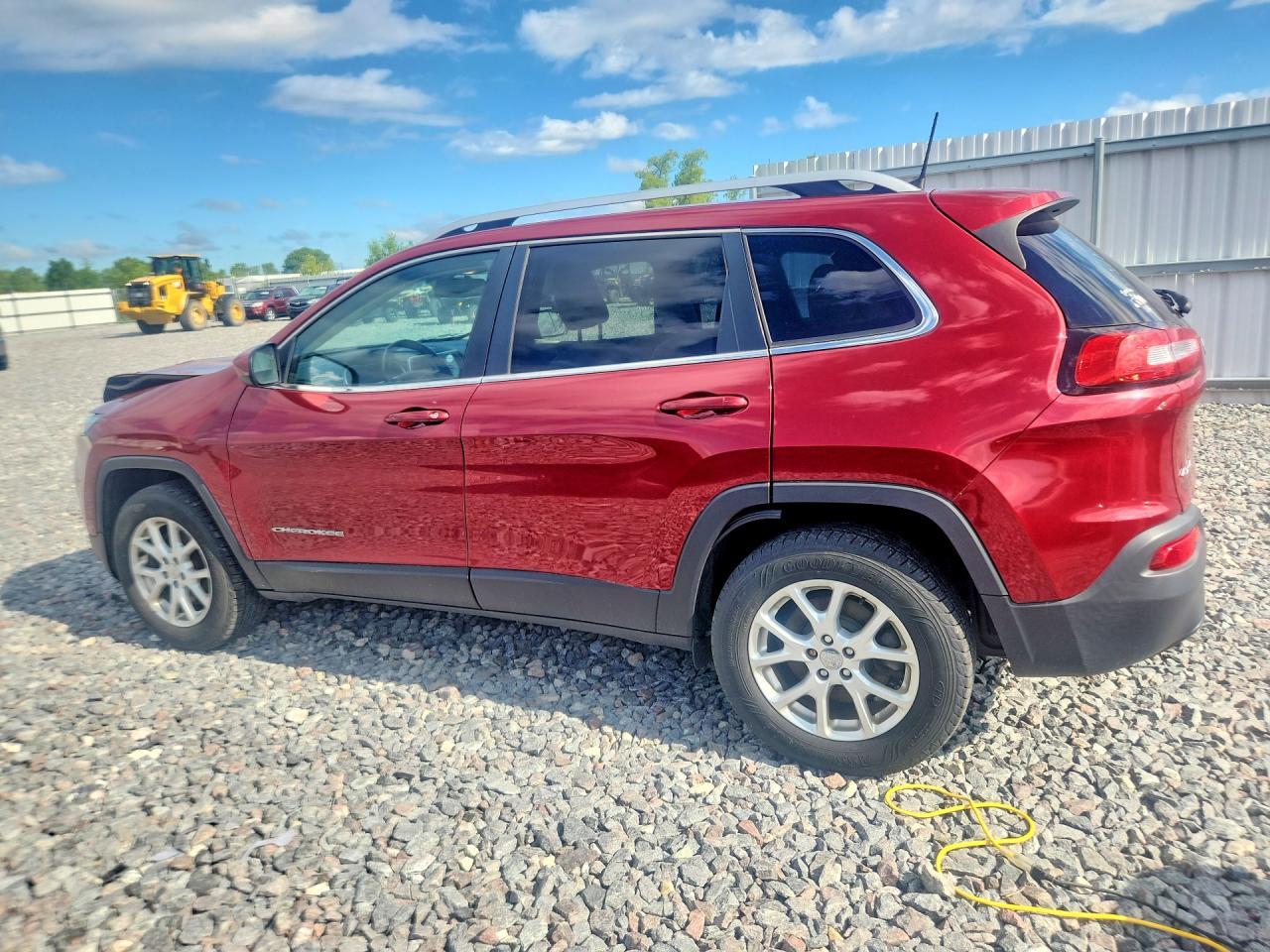2017 Jeep Cherokee Latitude - Фото 2