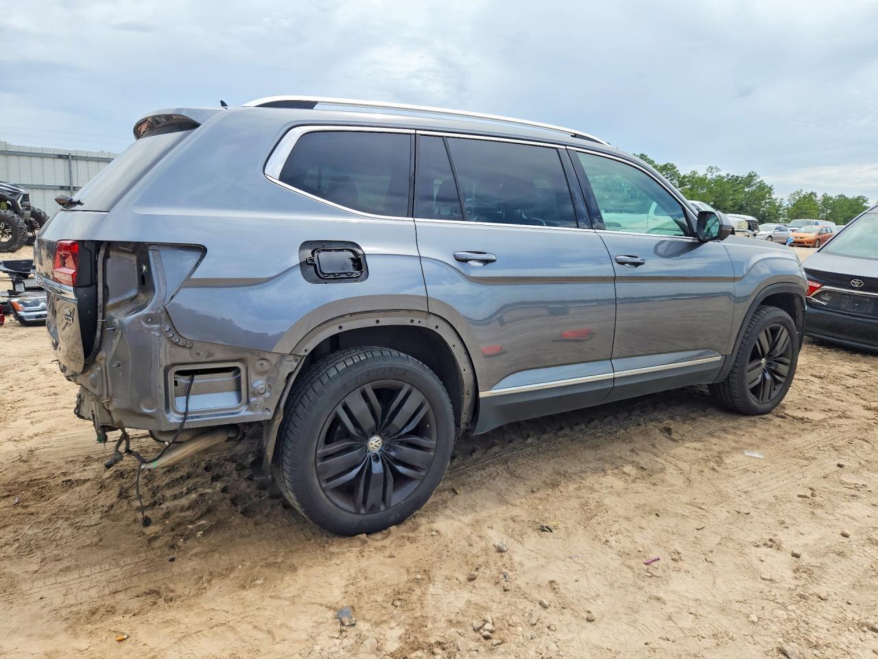 2019 Volkswagen Atlas Sel Premium - Image 3
