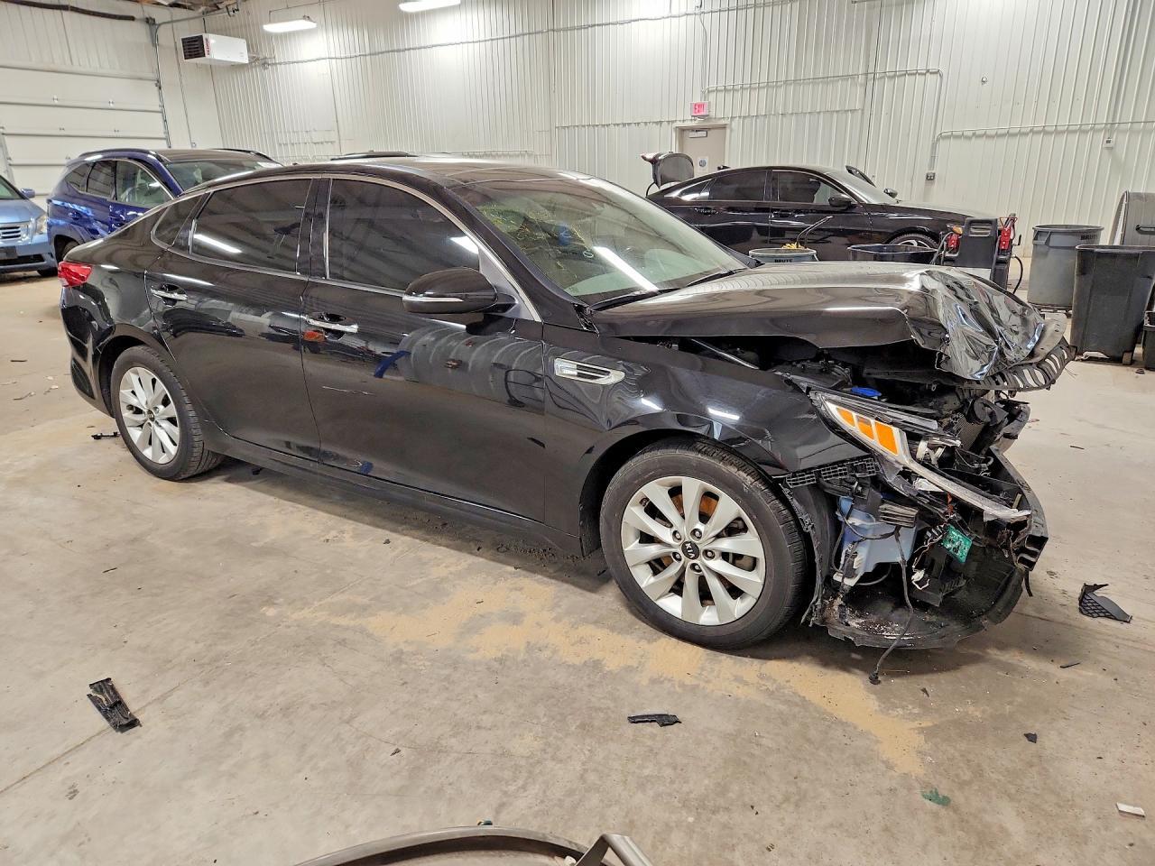 2018 Kia Optima Ex - Image 4