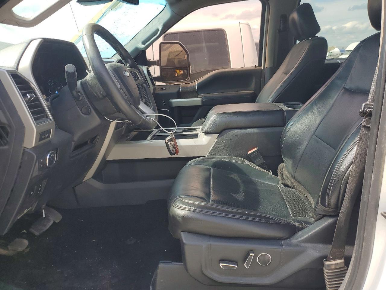 2019 Ford F250 Super Duty - Фото 7