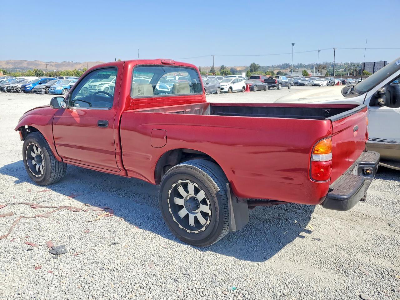 2001 Toyota Tacoma Base - Фото 2