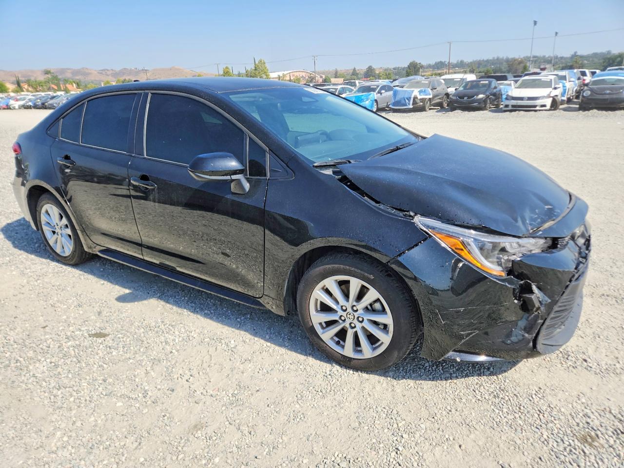 2025 Toyota Corolla Le - Фото 4