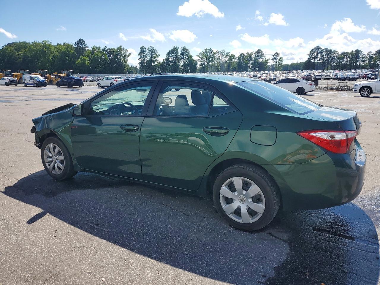 2016 Toyota Corolla Le - Фото 2