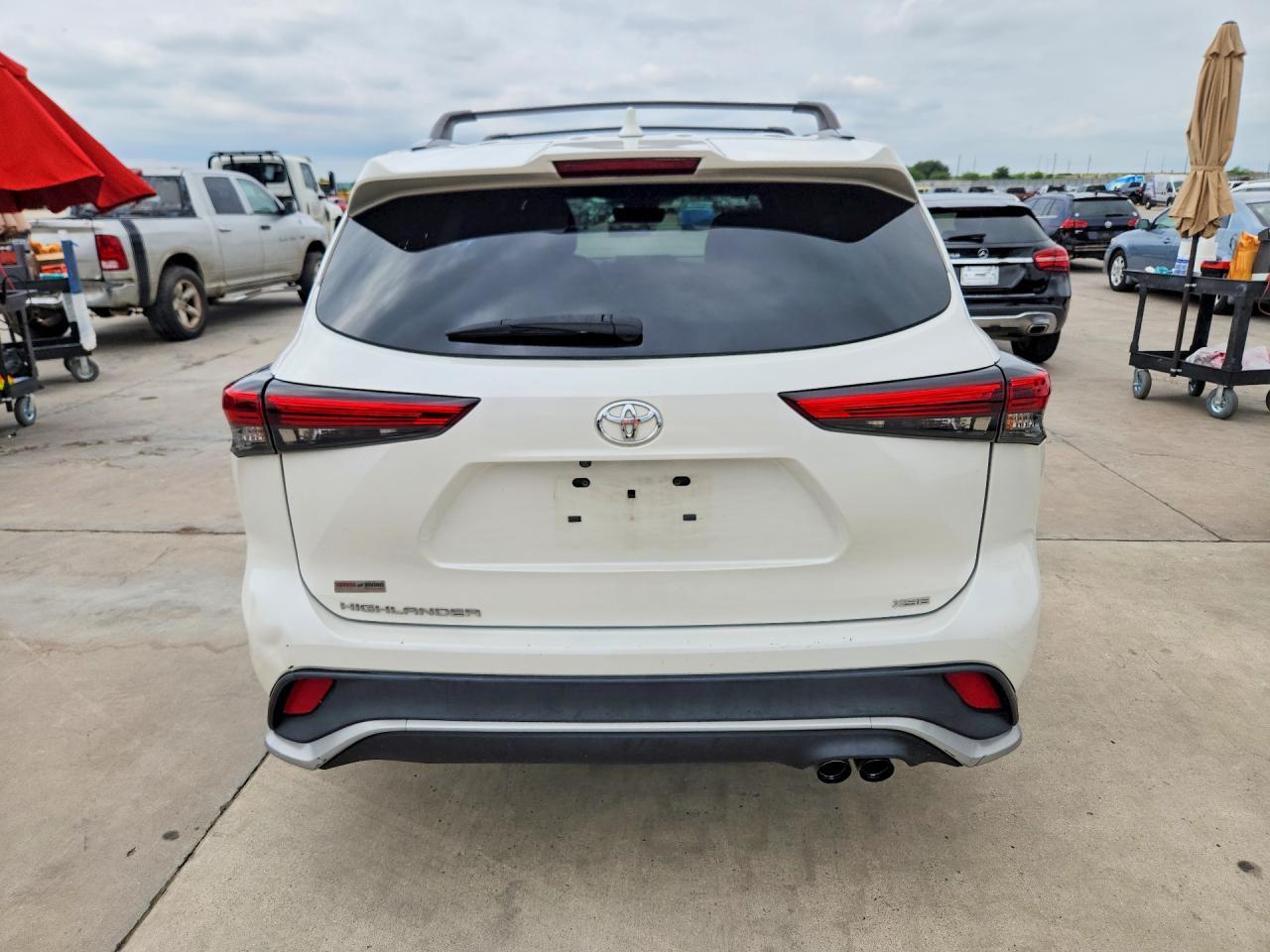 2021 Toyota Highlander Xse - Фото 6