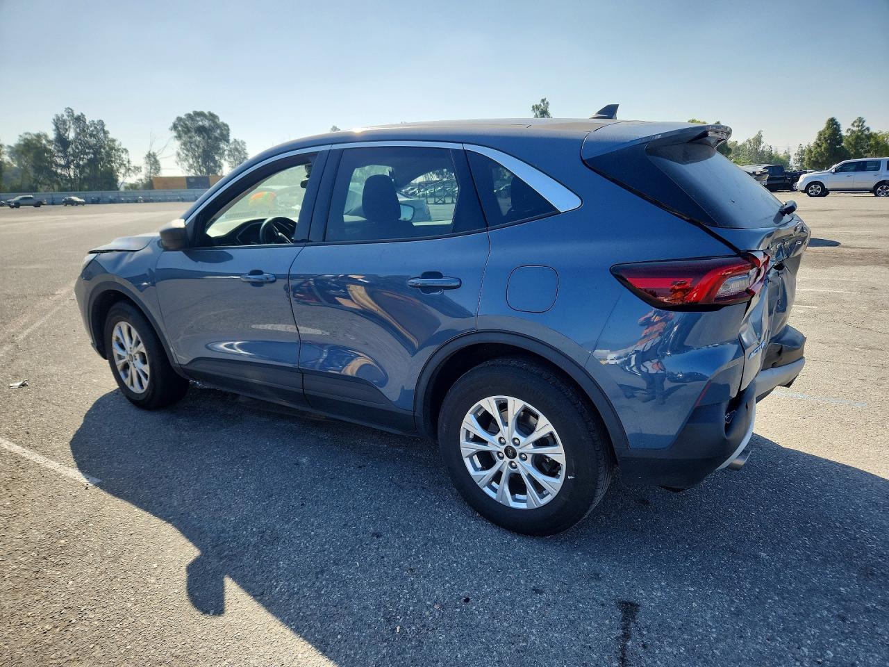 2024 Ford Escape Active - Image 2