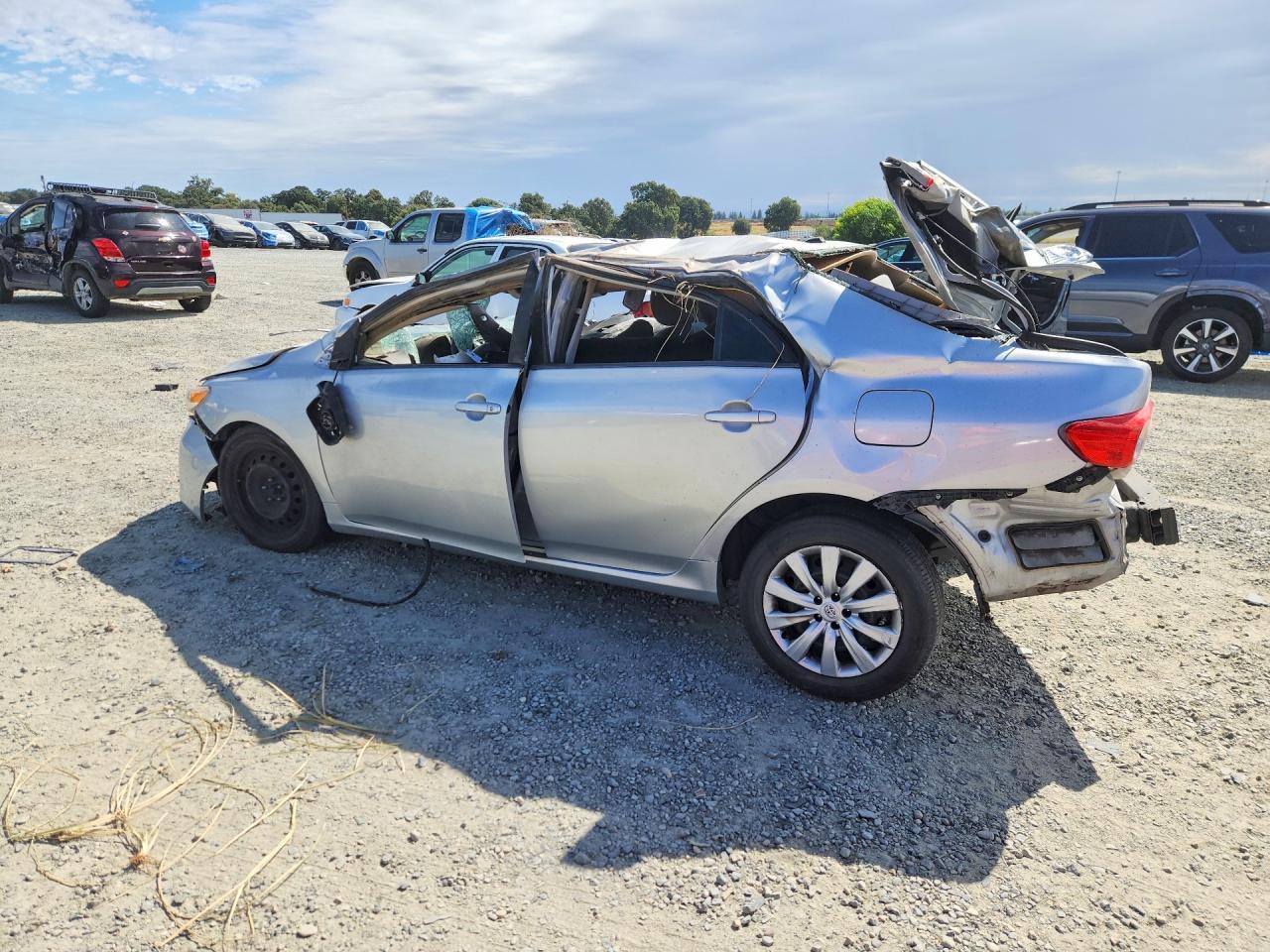 2012 Toyota Corolla Le - Фото 2
