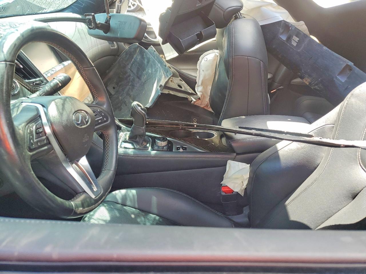 2017 Infiniti Q60 3.0T Premium - Image 7