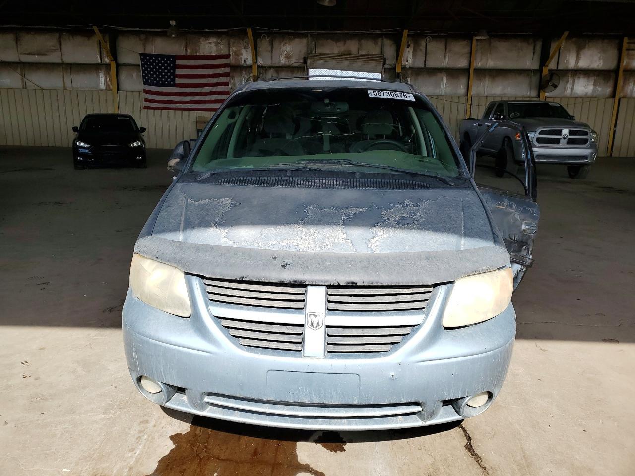2005 Dodge Grand Caravan Sxt - Image 5