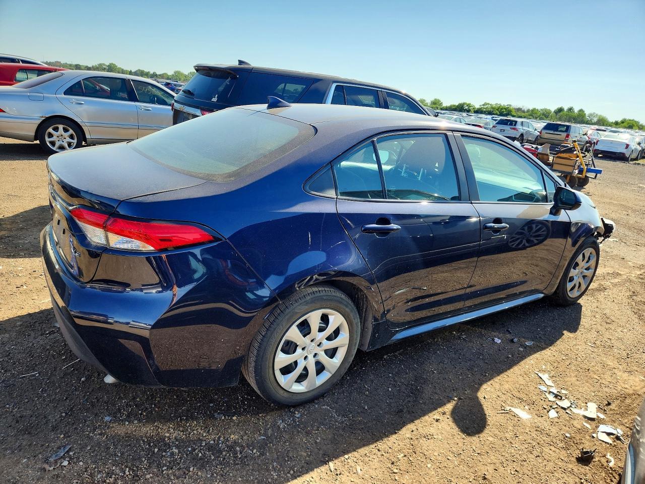 2023 Toyota Corolla Le - Image 3