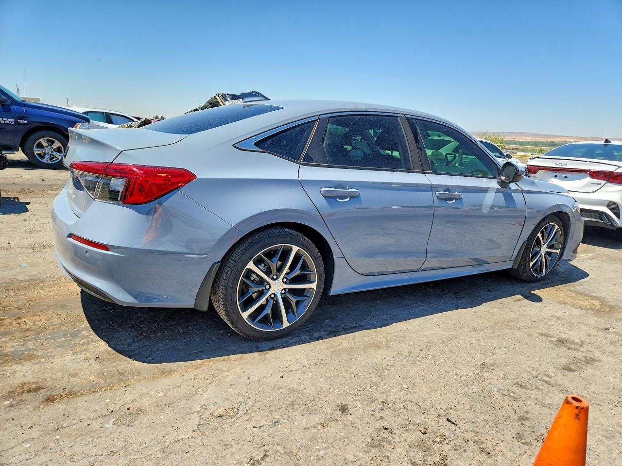 2024 Honda Civic Touring - Image 3