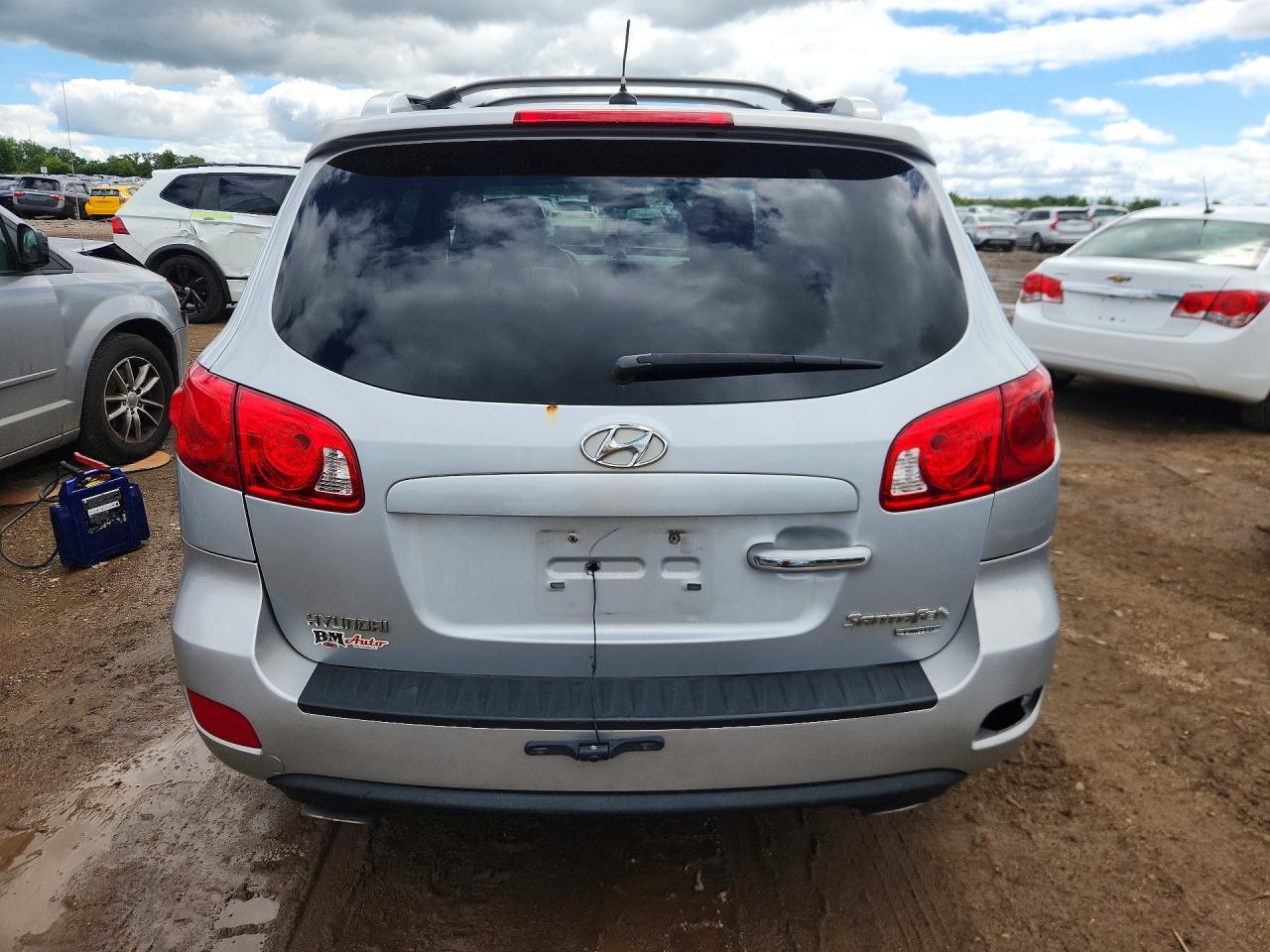 2009 Hyundai Santa Fe Limited - Image 6