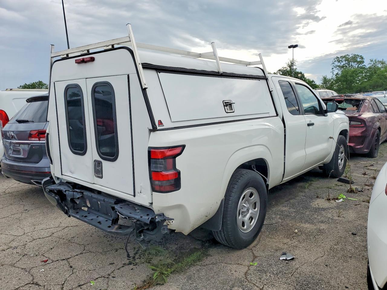 2024 Nissan Frontier S - Фото 3
