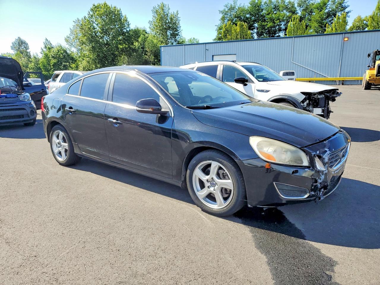 2013 Volvo S60 T5 - Image 4
