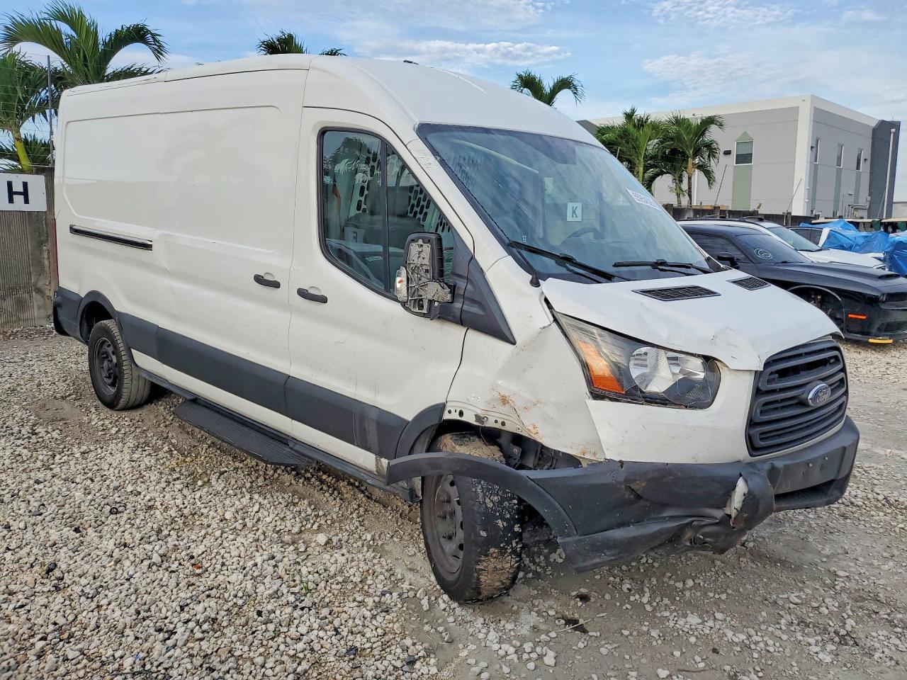 2019 Ford Transit T- - Image 4