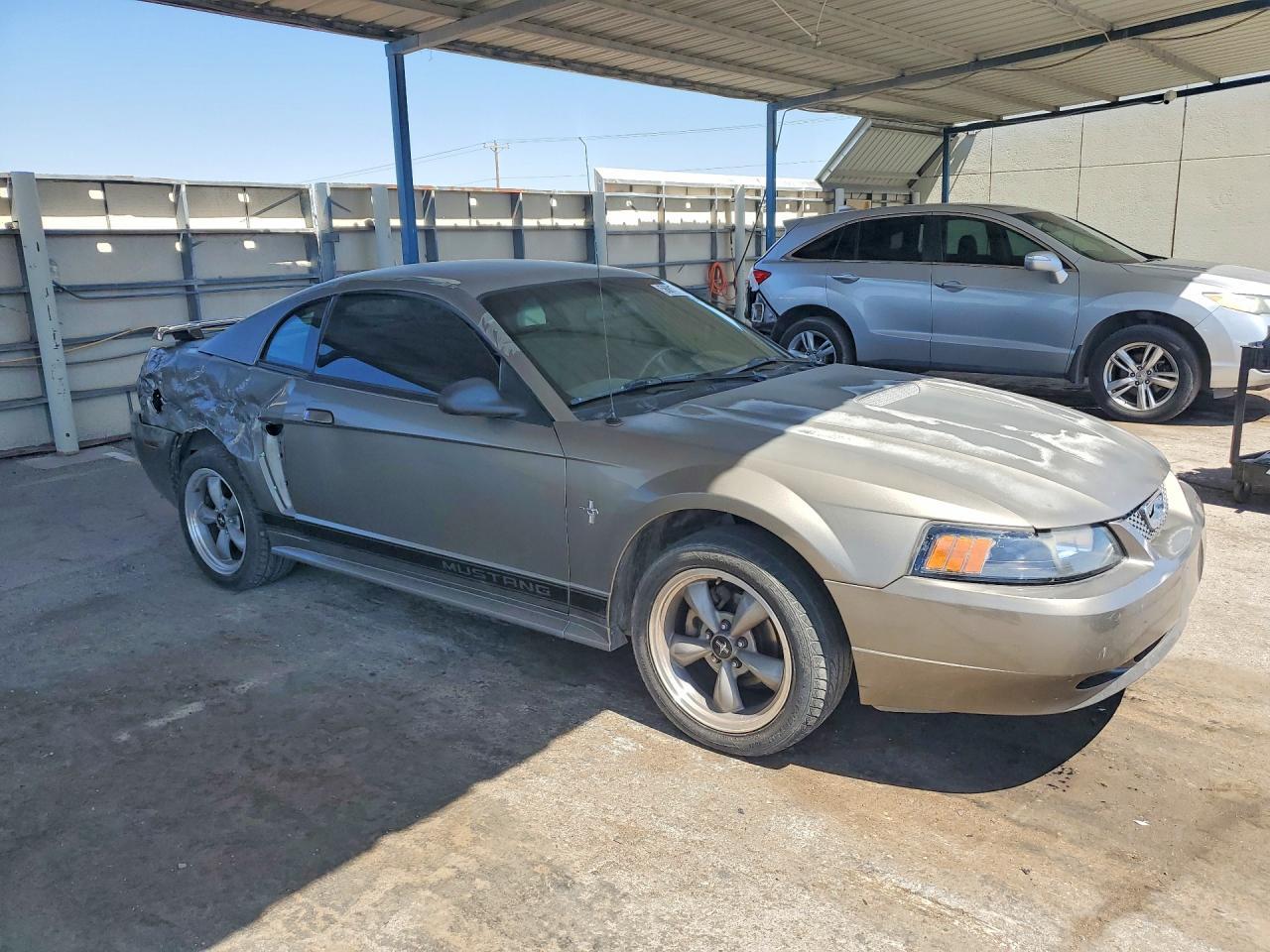 2002 Ford Mustang - Image 4