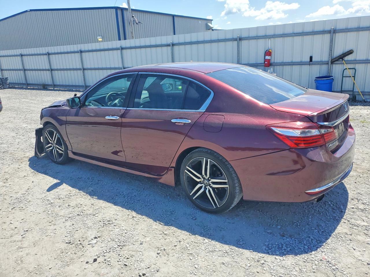 2017 Honda Accord Sport - Image 2