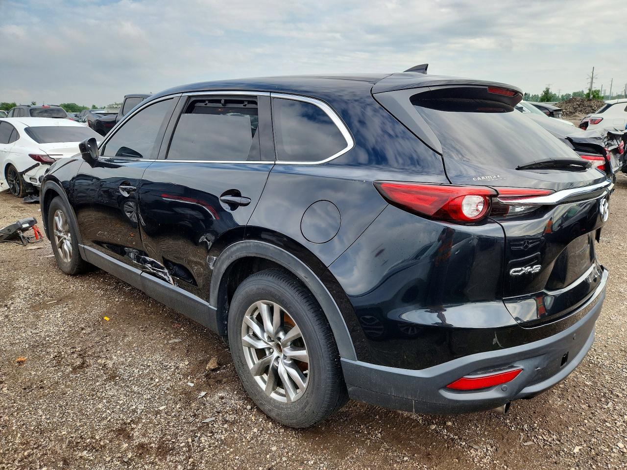 2018 Mazda Cx-9 Touring - Image 2